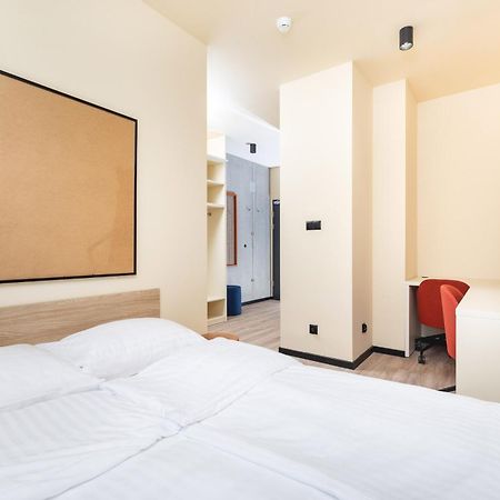 Nextdoor Apartments Краков Экстерьер фото