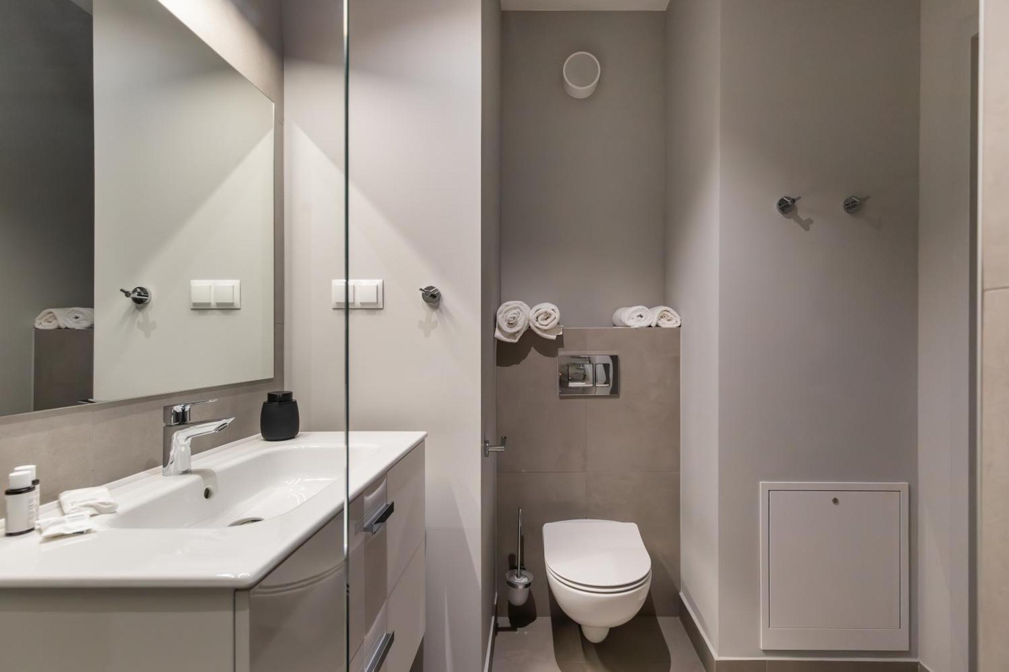 Nextdoor Apartments Краков Экстерьер фото