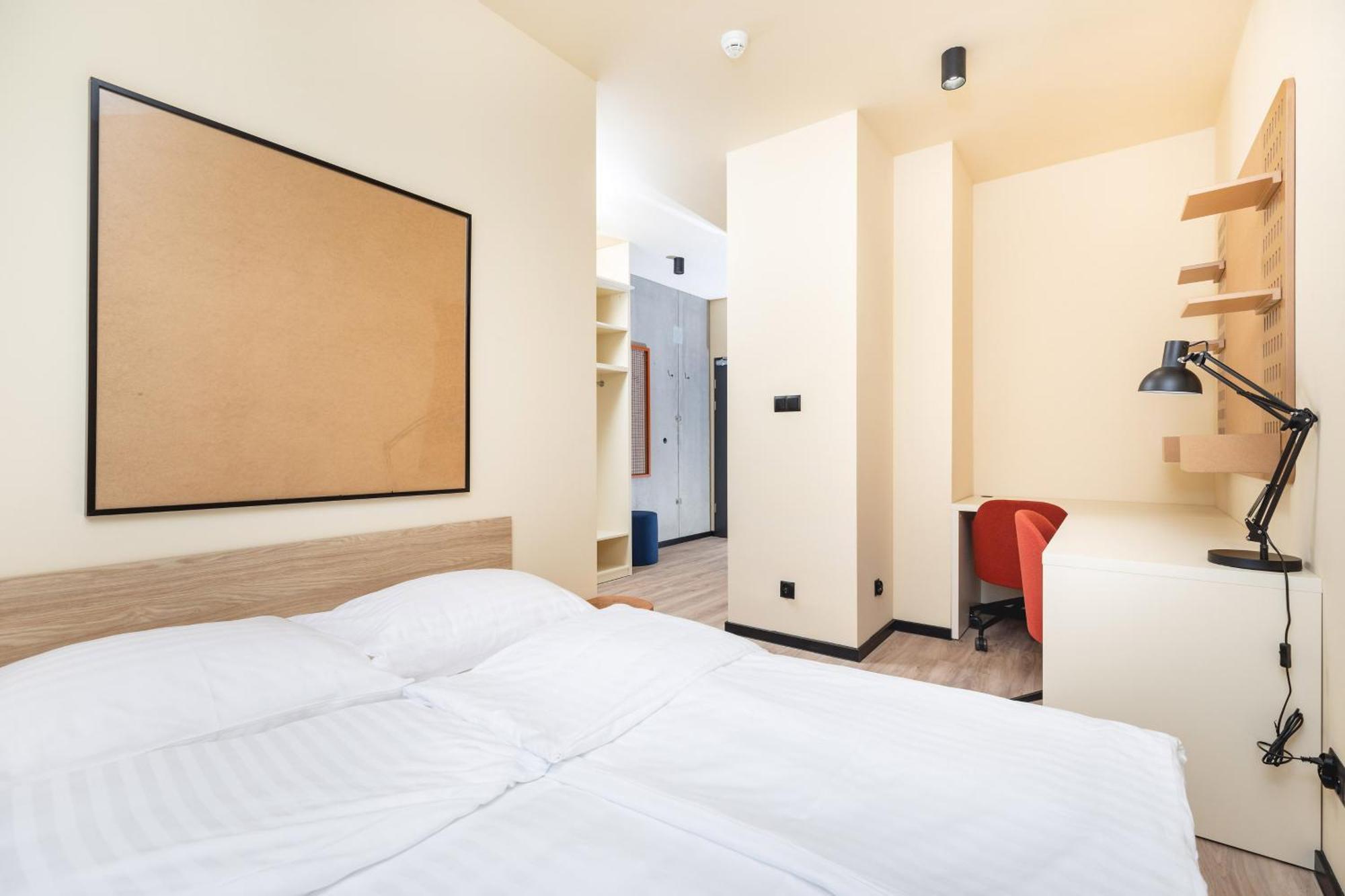 Nextdoor Apartments Краков Экстерьер фото