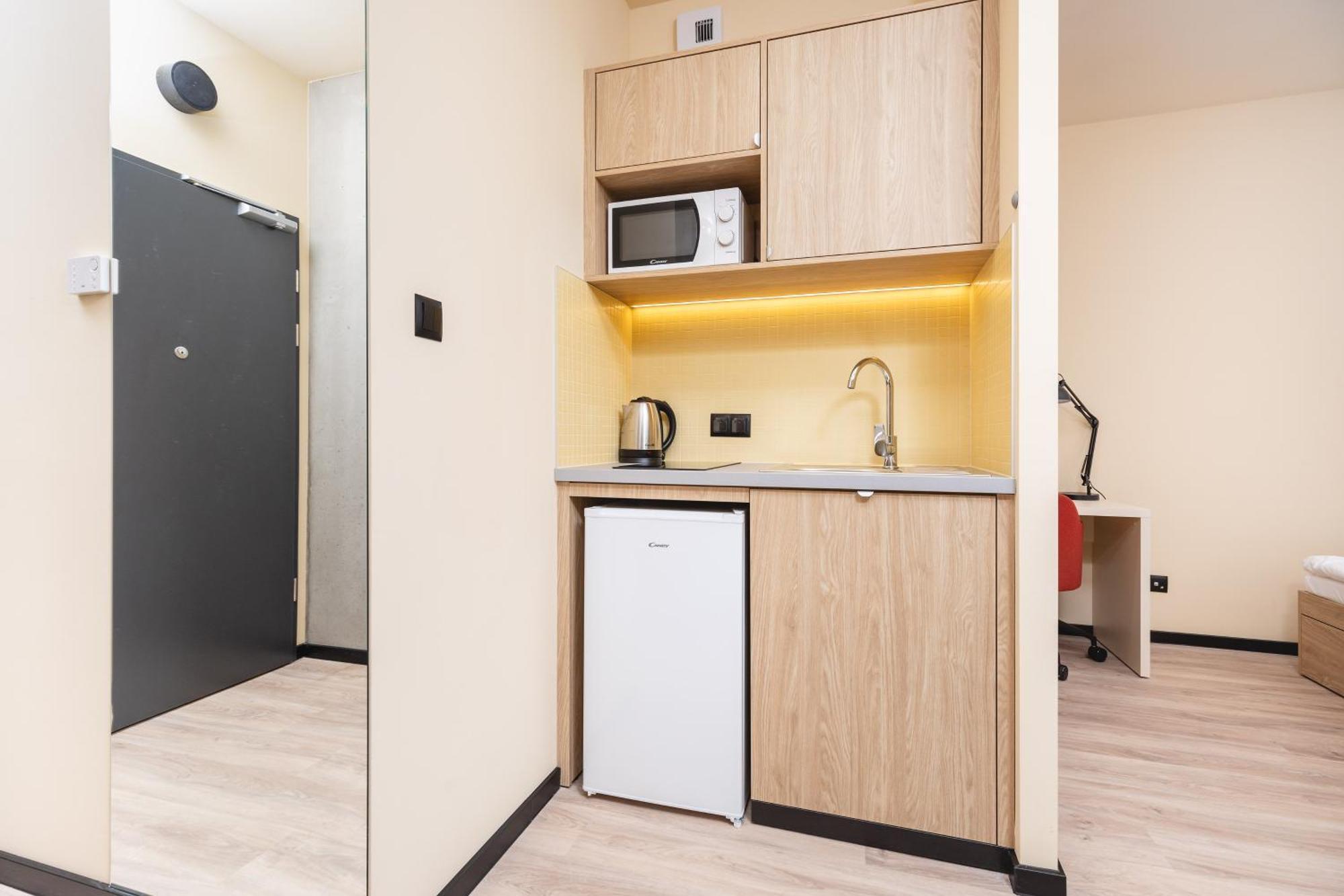 Nextdoor Apartments Краков Экстерьер фото